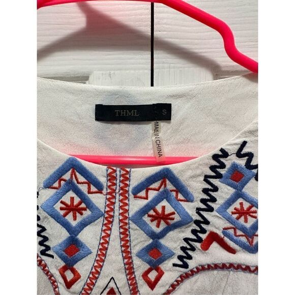 THML ￼Anthropology Boho Embroidered Top Cap Sleeve White Small - Picture 3 of 7
